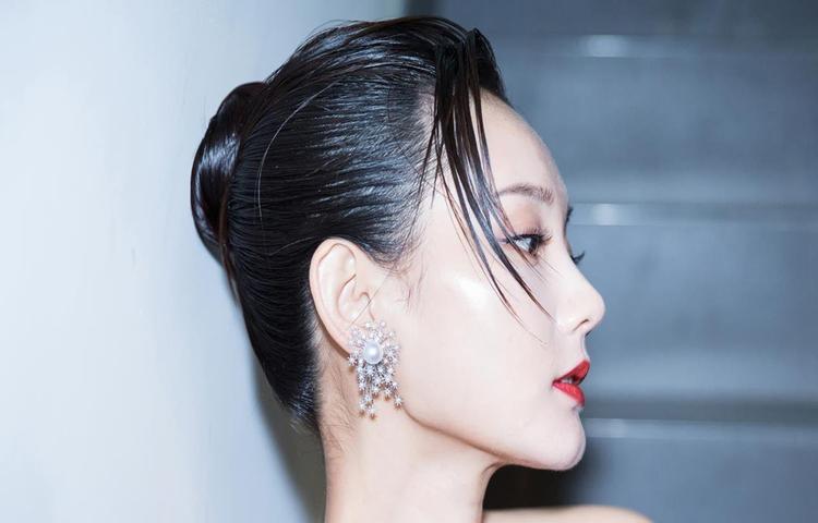 亭亭玉立的意象之美
